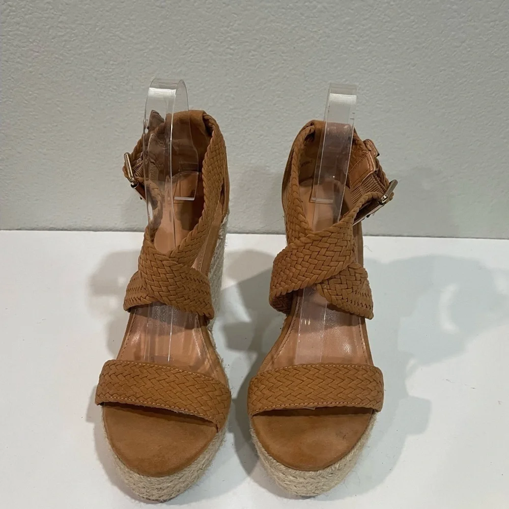 CHARLOTTE RUSSE tan braided open toe platform wedge size 8